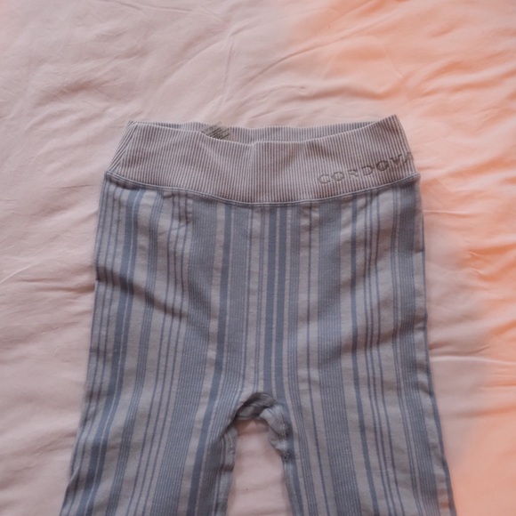 Stylish Striped Blue Leggings - Picture 6 of 8